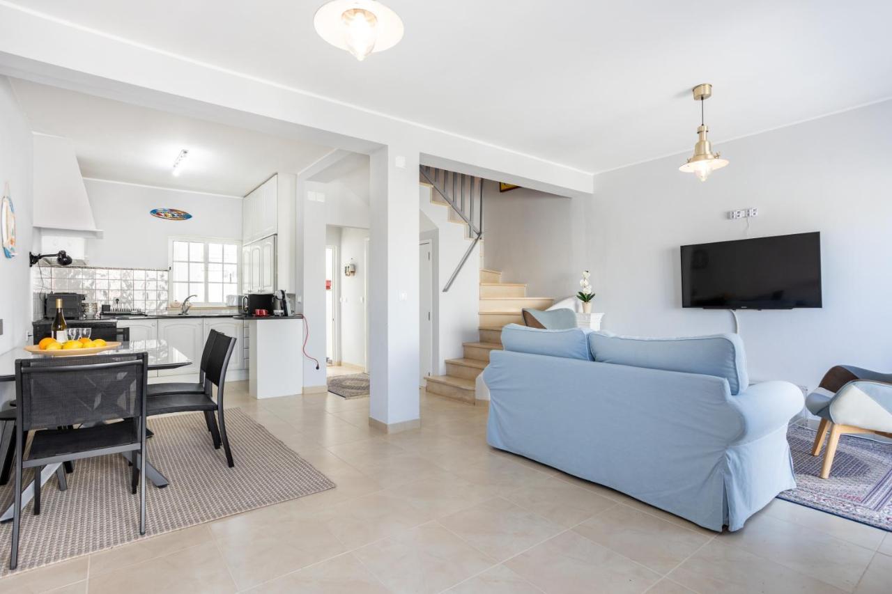 Newly Renovated 2 Bedroom Townhouse - Close To Salema Beach Екстериор снимка