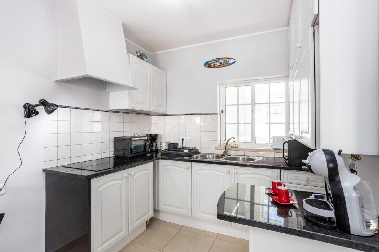 Newly Renovated 2 Bedroom Townhouse - Close To Salema Beach Екстериор снимка