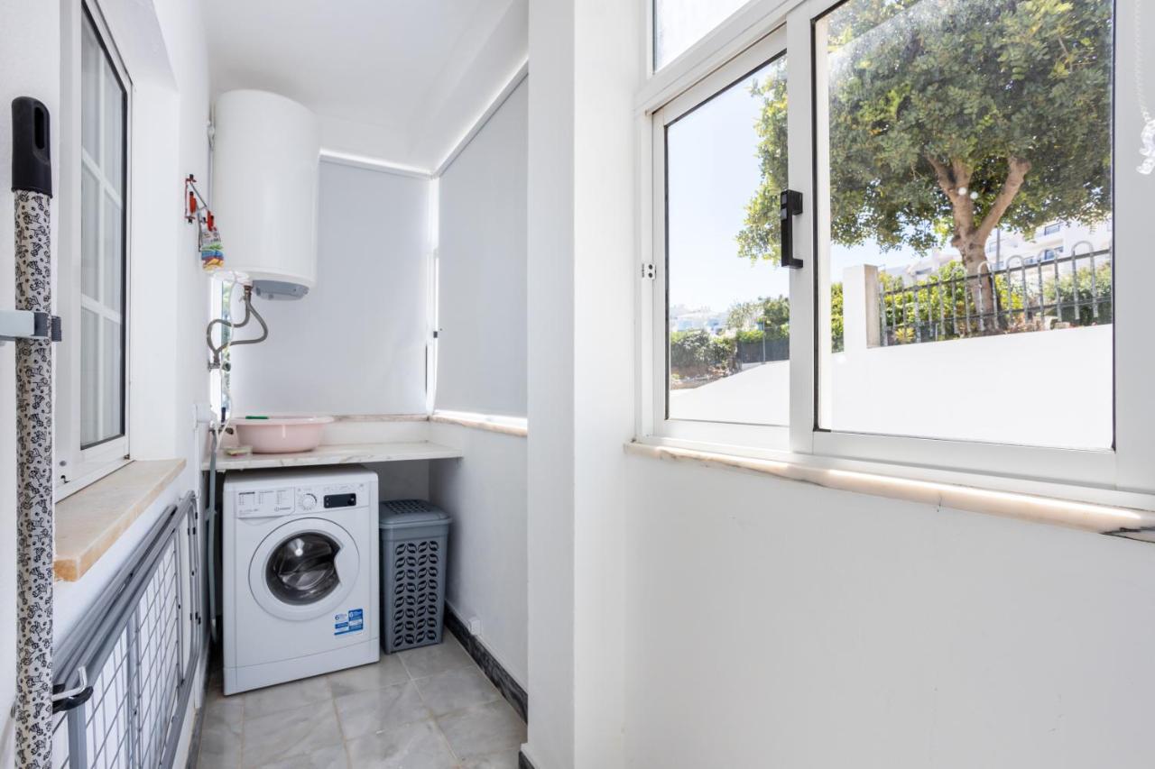 Newly Renovated 2 Bedroom Townhouse - Close To Salema Beach Екстериор снимка