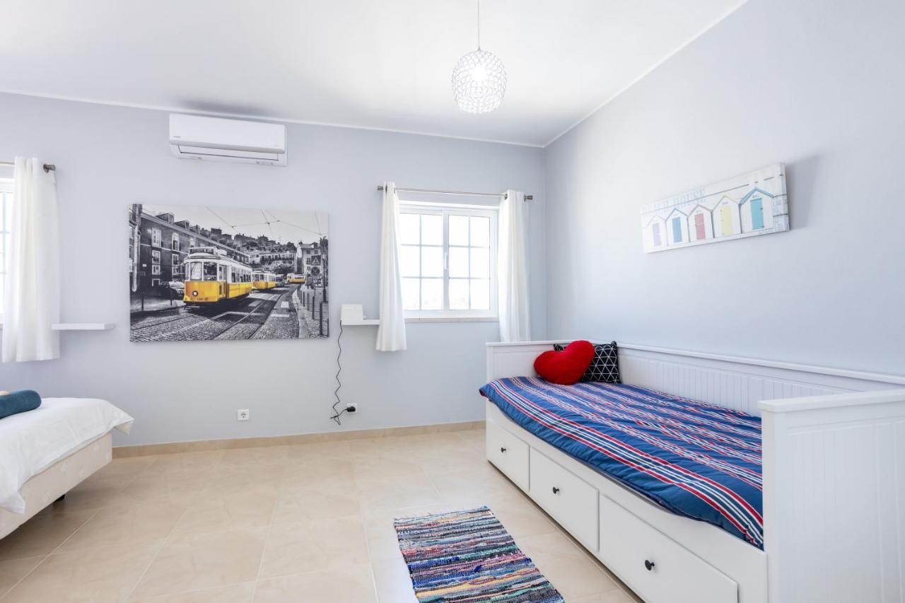 Newly Renovated 2 Bedroom Townhouse - Close To Salema Beach Екстериор снимка